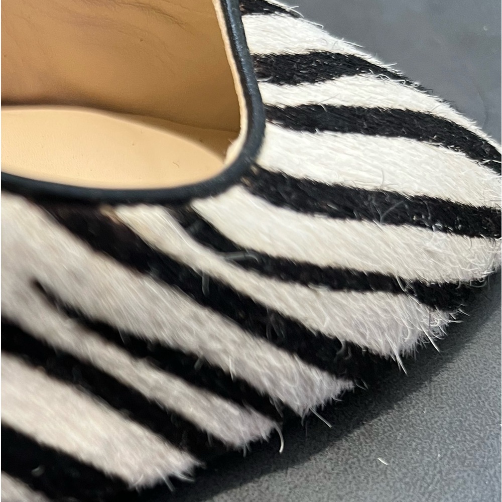 Black/white Zebra pattern 100% cow hair SZ 7 heels